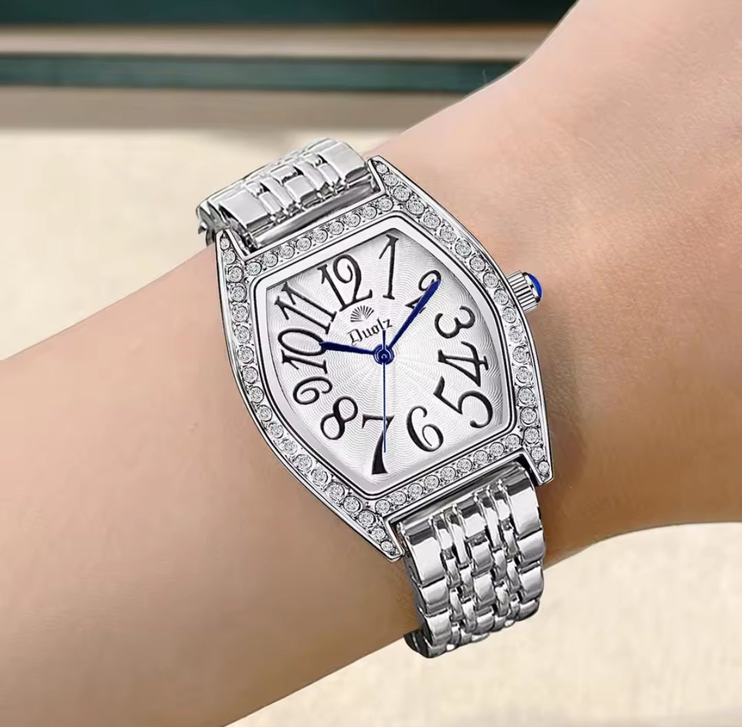 Woman's Quartz Watch