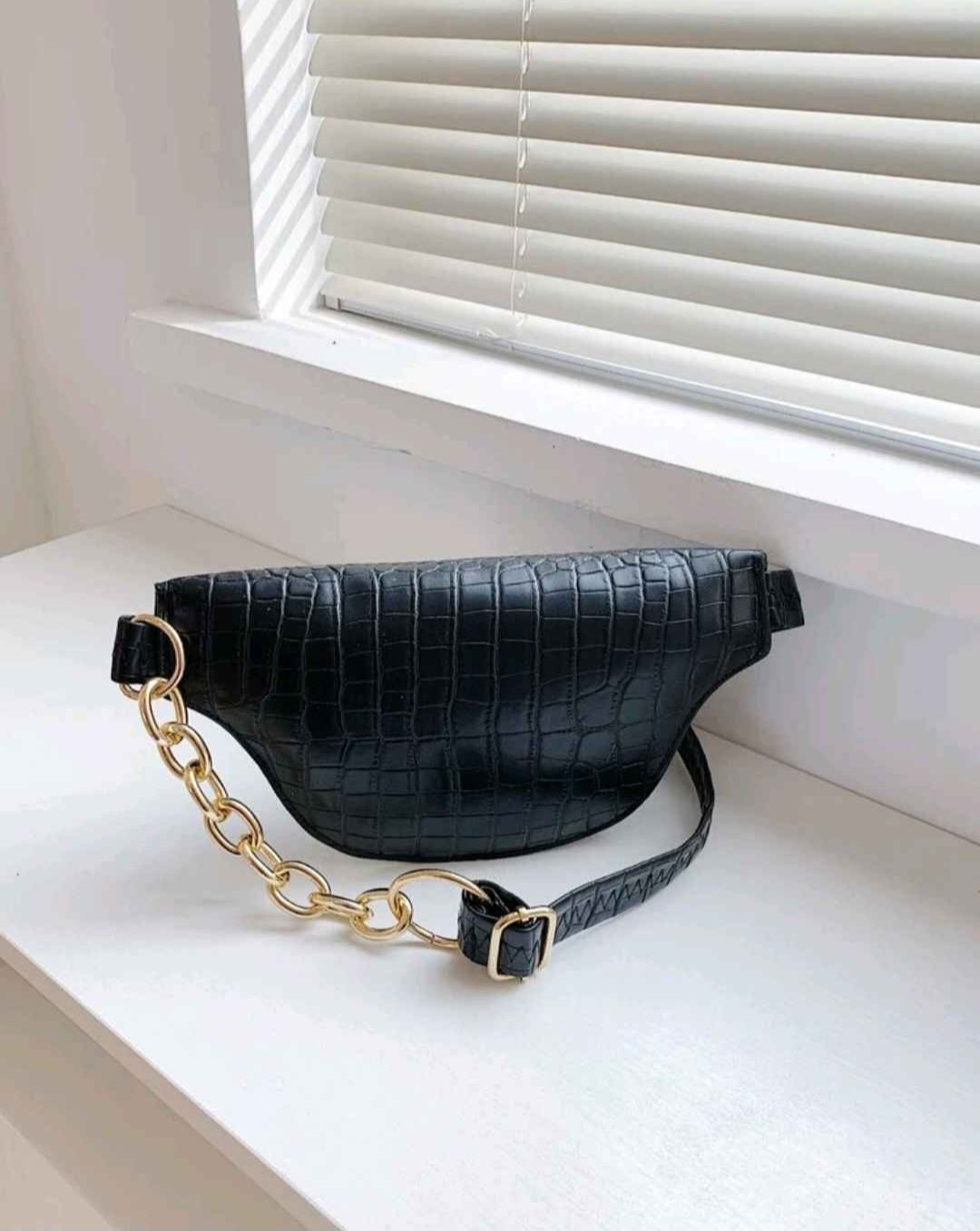 Woman's Waist Bag