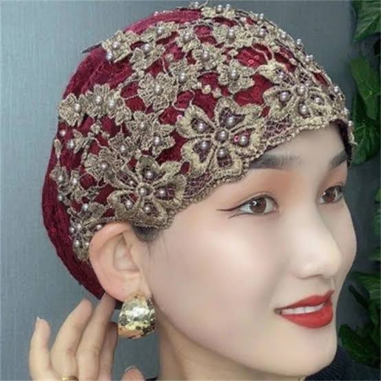 Woman's Cap's