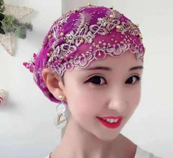 Woman's Cap's